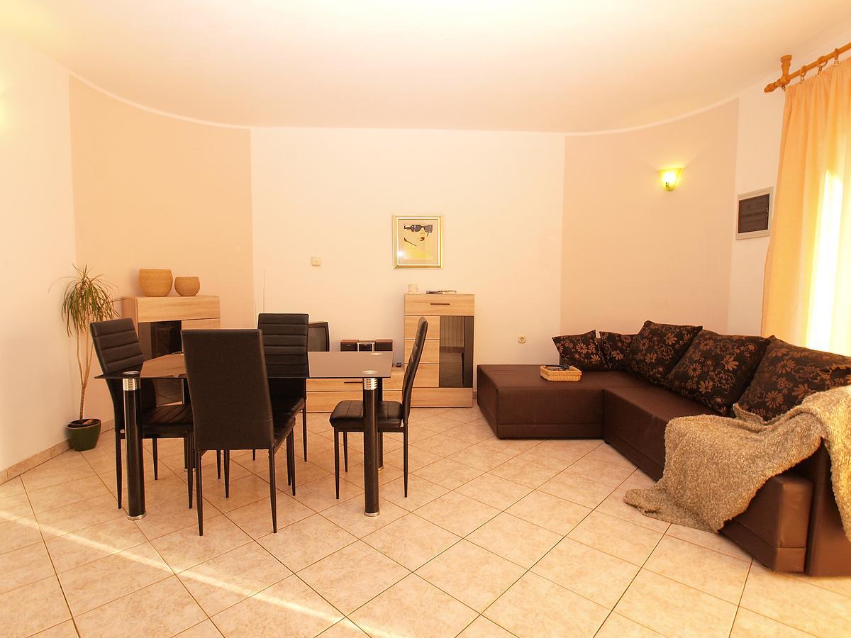 Apartments Dusanka 799 Fažana エクステリア 写真